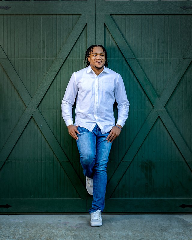 Senior portrait modern downtown Little Rock, Arkansas