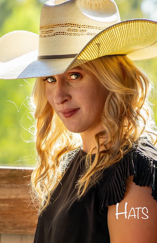 Senior Portraits What to Wear hats Little Rock, Arkansas
